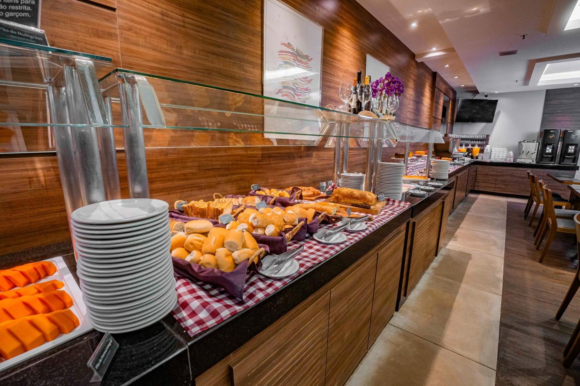 Hotel Laghetto Bento Bento Goncalves Bagian luar foto